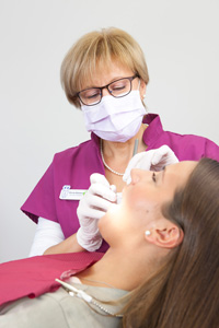 Prophylaxe bei Zahnarzt Dr. Claus
